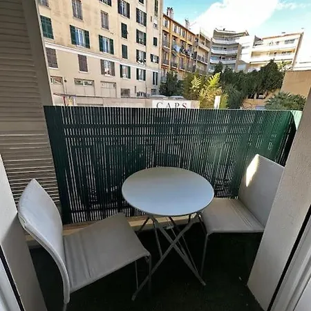 Joli F2, 7 Min De La Gare شقة كان